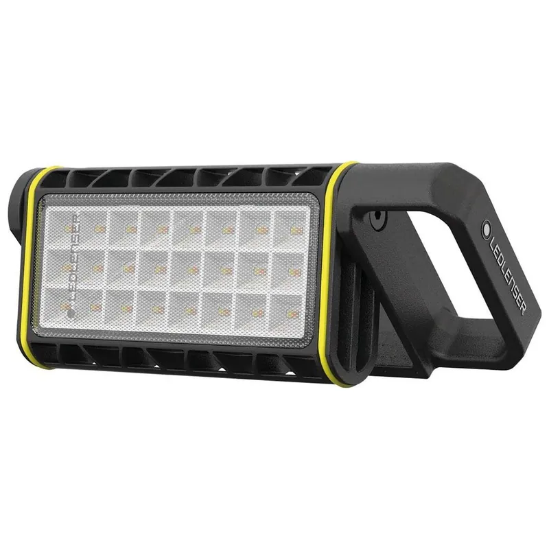 Projecteur rechargeable 2000 - 4000 - 8000Lm LEDLENSER Quantité Limitée