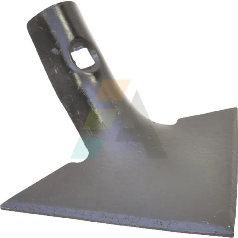 Super Prix Soc triangulaire 150x4mm/Ø10mm UNIVERSEL pour bineuse