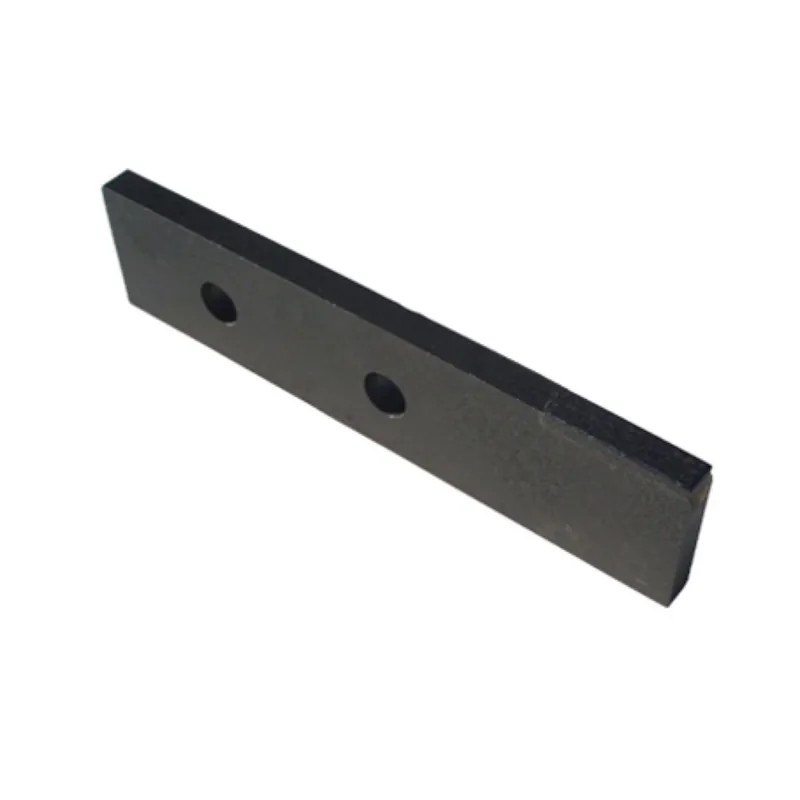Couteau carbure 2 trous pour épandeur DANGREVILLE Vente Flash