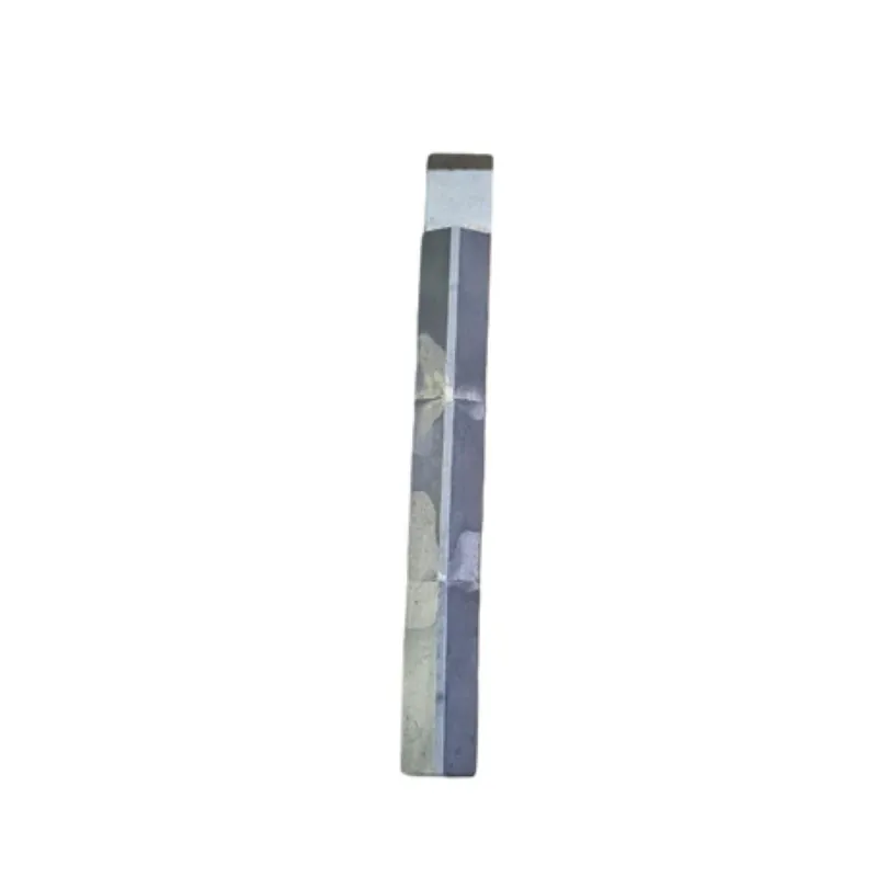 Nouveauté Mise carbure 3 plaquettes triangulaires et manchon 180mm